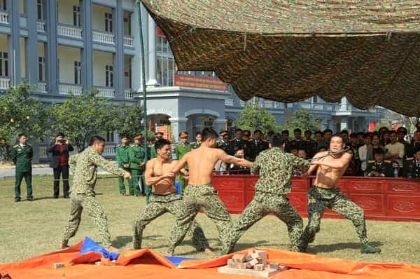 <span style="color: black;"><em><span style="color: black;"><em><span style="color: black;"><em><span style="color: black;"></span>