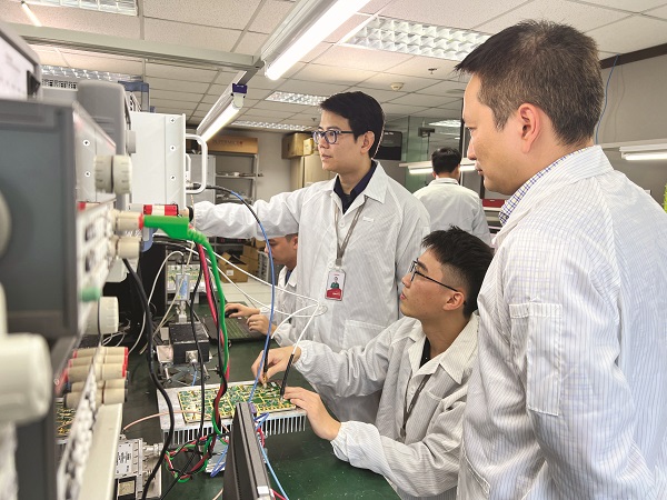 Thiếu tướng Nguyễn Đình Chiến: Phát triển công nghiệp quốc phòng công nghệ cao là hướng đi đúng đắn, phù hợp