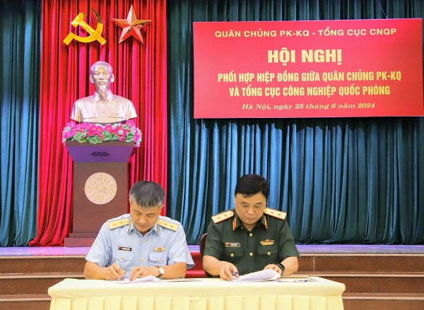 Tổng cục Công nghiệp quốc phòng và Quân chủng Phòng không-Không quân phối hợp trong công tác